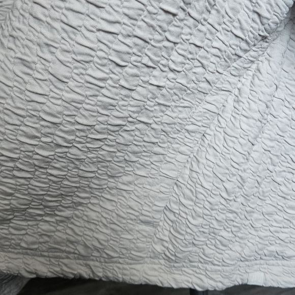 Lululemon White Opal Rippled Full Zip Jacket Size 8 - Picture 6 of 9